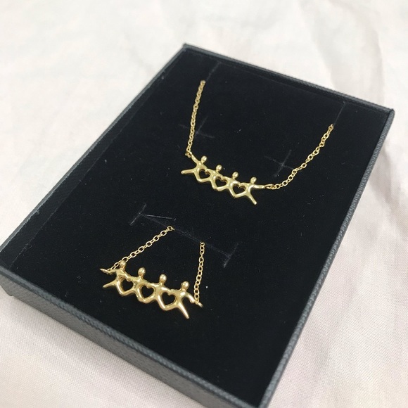Jewelry - 4 people family set - necklace & bracelet